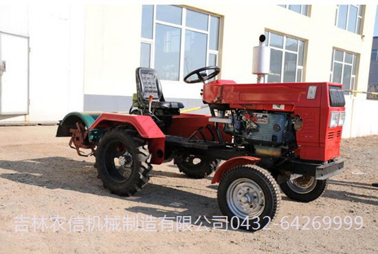 NX32型四輪拖拉機(jī)