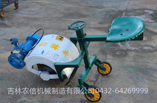 1GM-60A型(xíng)直拉滅茬(cha)還田機