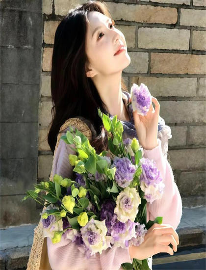 女人无悔_小鱼海棠打扑克视频_要结婚的男人